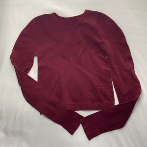 Fabletics SarahSculpt knit crop long sleeve workout top. Maroon, size S